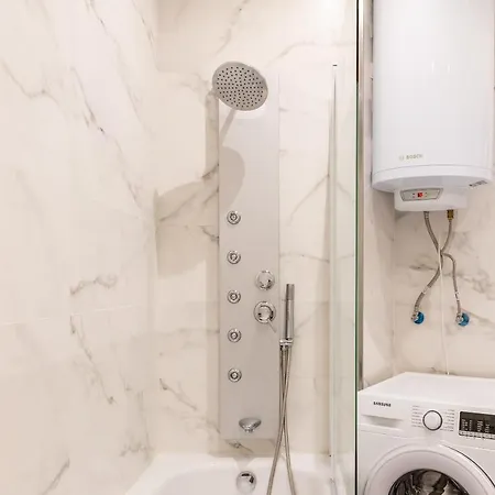 3Br - 2Bh Apartment With Nice Sagrada Familia Views Appartamento *