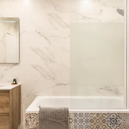 3Br - 2Bh Apartment With Nice Sagrada Familia Views Apartment *