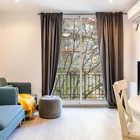 3Br - 2Bh Apartment With Nice Sagrada Familia Views Barcelona