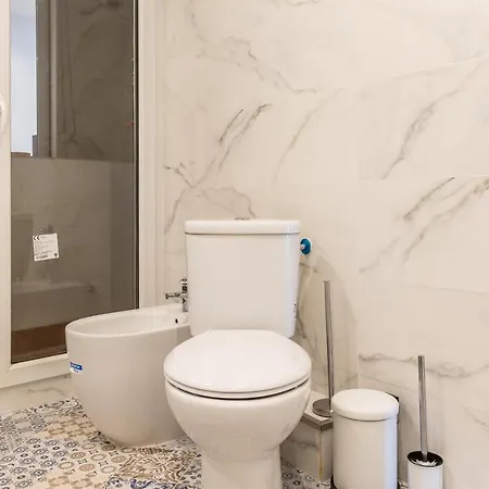 3Br - 2Bh Apartment With Nice Sagrada Familia Views *